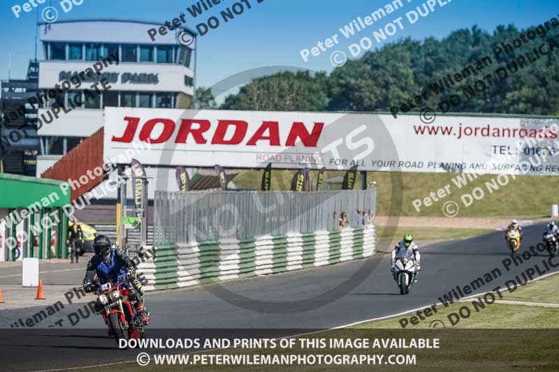enduro digital images;event digital images;eventdigitalimages;mallory park;mallory park photographs;mallory park trackday;mallory park trackday photographs;no limits trackdays;peter wileman photography;racing digital images;trackday digital images;trackday photos